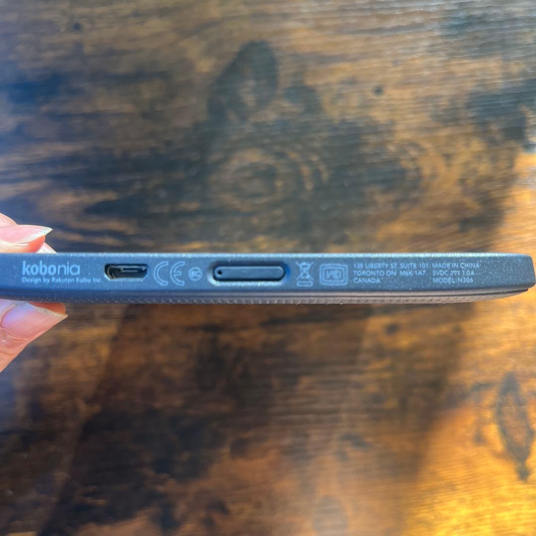 【チュ】【美品】Rakuten Kobo nia 8GB