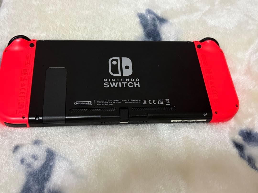 任天堂Switch 本体＋ゲームソフト2本＋SDカード256GB