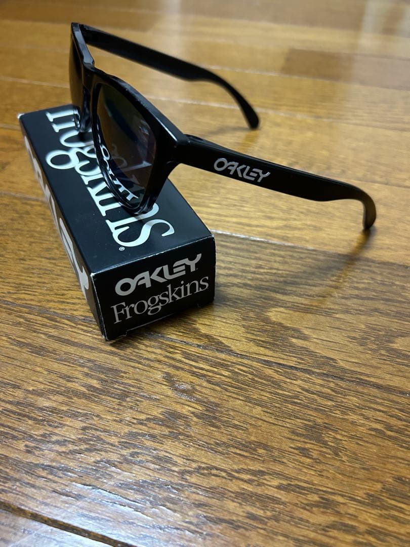 Oakley Frogskins 偏光サングラス