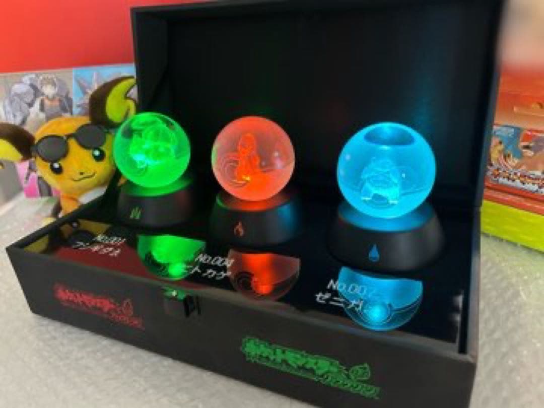 新品未開封ポケットモンスター 30周年記念品「ファイアレッド 」特別版