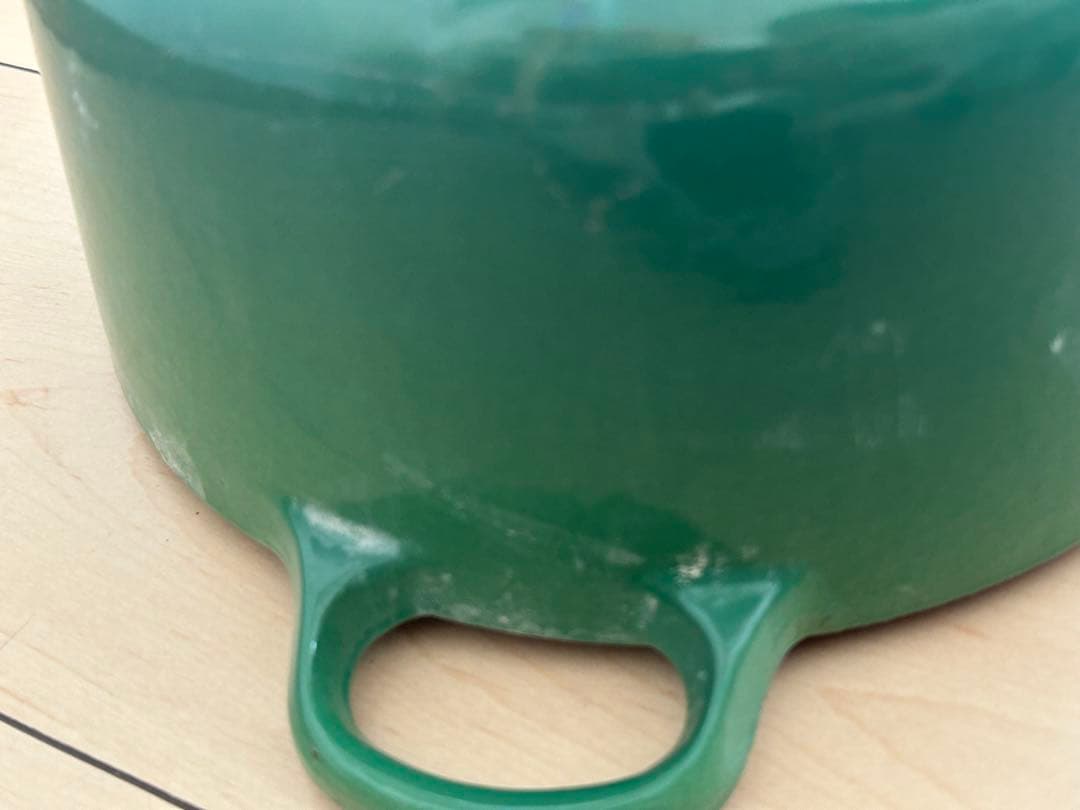 あーり LE CREUSET　ココット ロンド レーシンググリーン22cm