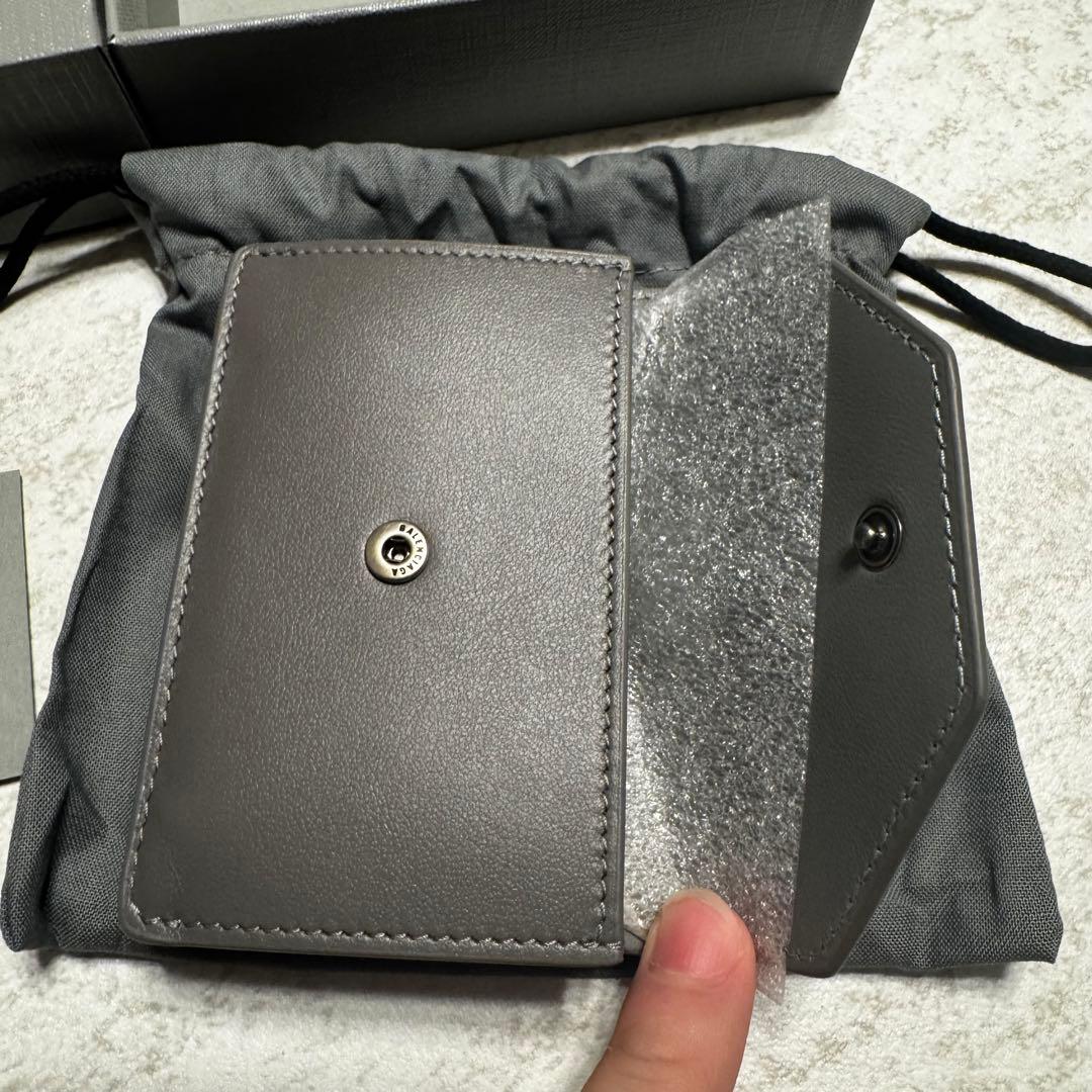 BALENCIAGA 三つ折り財布 新品