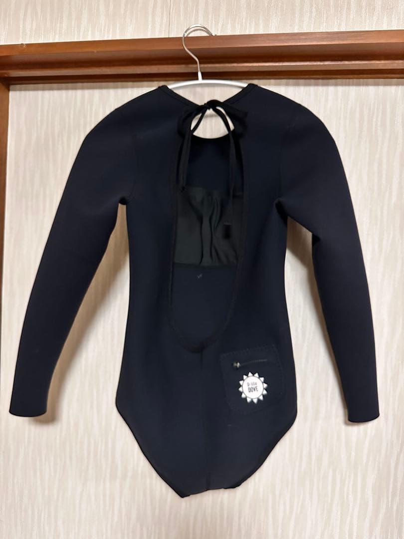 DOVE D-lite ウエットスーツ ブラック 1mm 女性用　Mサイズ