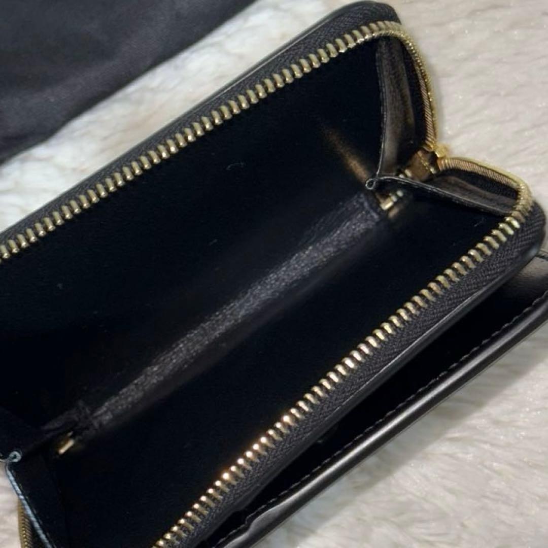 ⭐️新品未使用⭐️　サンローラン　二つ折り財布　レザーウォレット　ユニセックス　黒