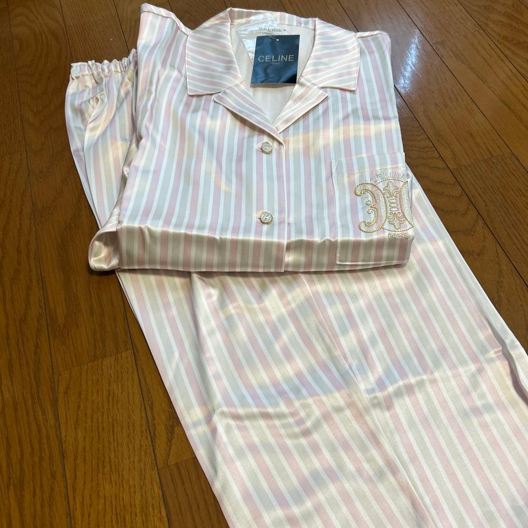 【新品タグ付き】セリーヌパジャマ