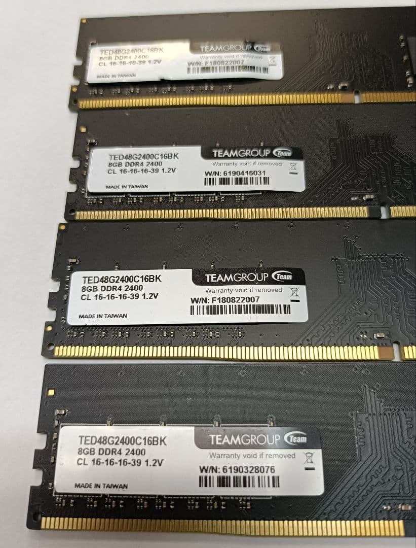 ポ*ル様 TEAMGROUP DDR4 8GB 4本セット!