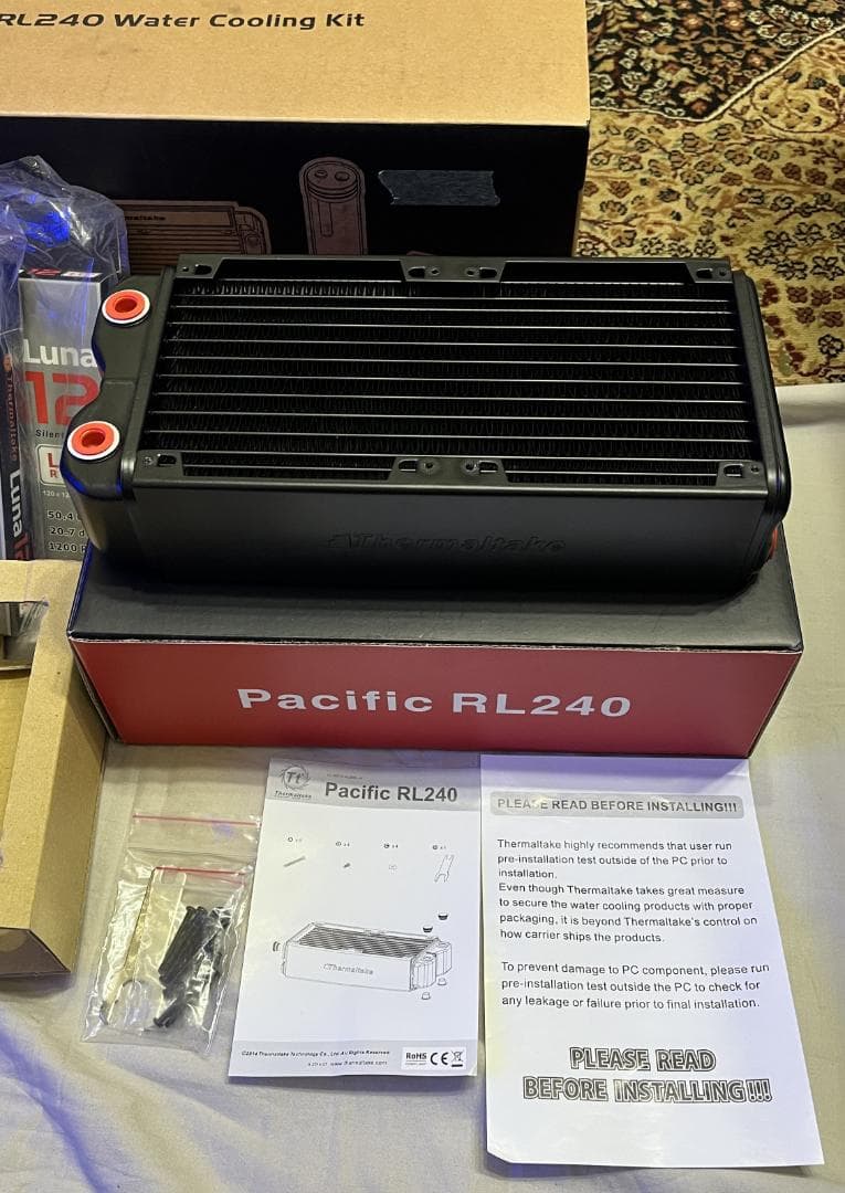 Thermaltake Pacific RL240 水冷キット 未使用