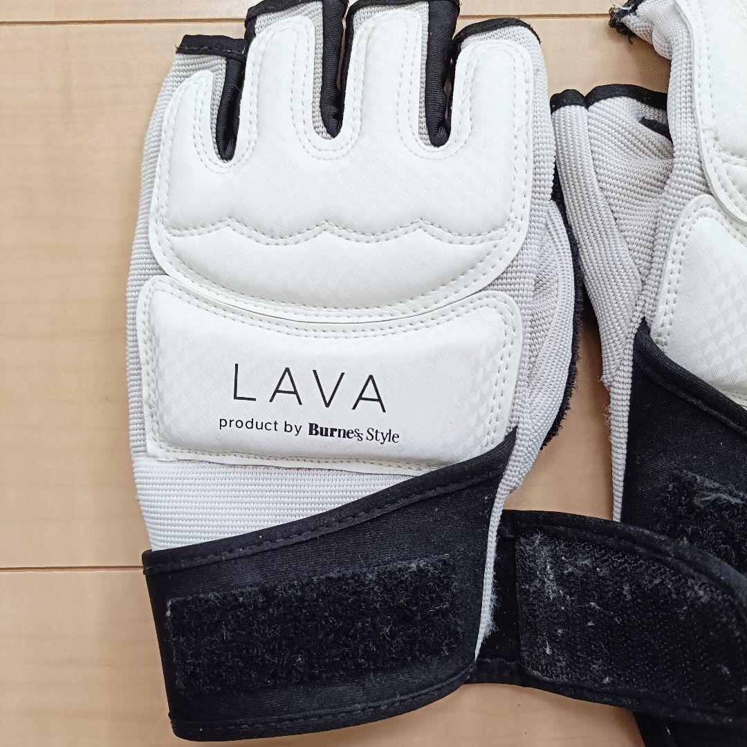 LAVAロゴ入りバーネス用グローブ&シューズMサイズ　匿名配送　即購入大歓迎
