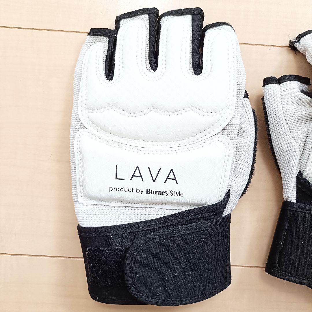 LAVAロゴ入りバーネス用グローブ&シューズMサイズ　匿名配送　即購入大歓迎