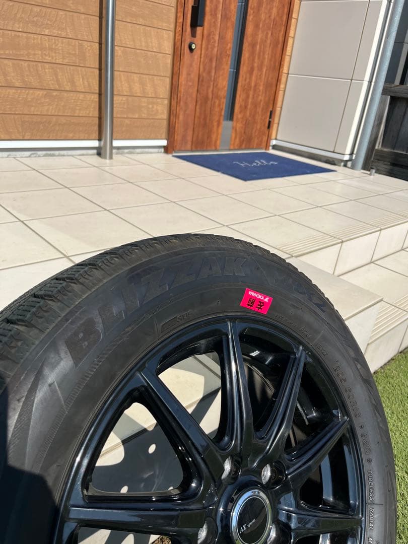 2022年製　ブリヂストン　ブリザック　VRX2 80系ノアに使用