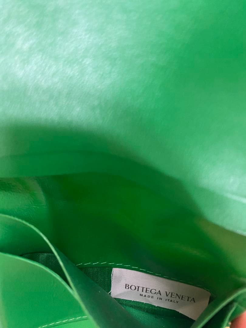 Bottega veneta　ボッテガヴェネタ　カセット　三つ折り財布　グリーン