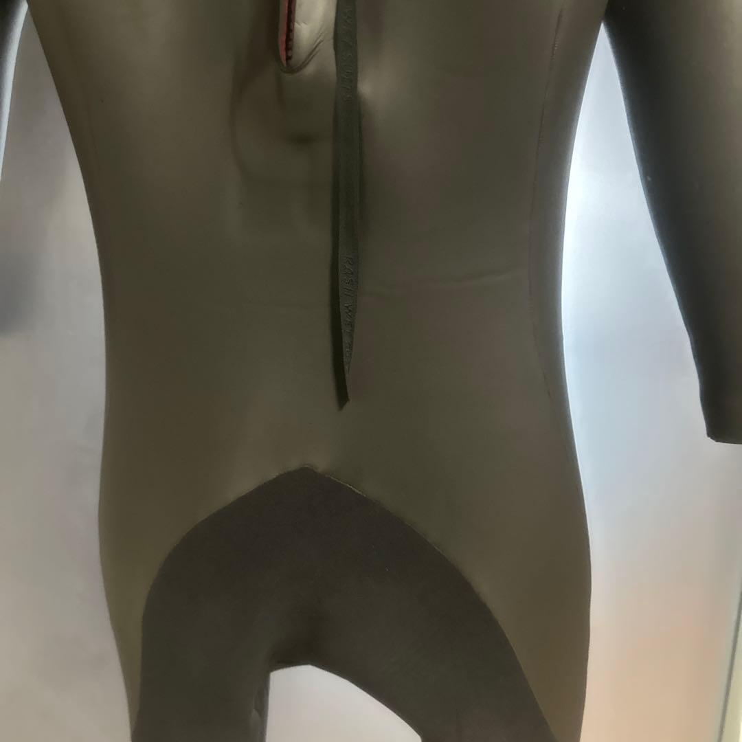 ラッシュ　セミドライウェットスーツ　スキン