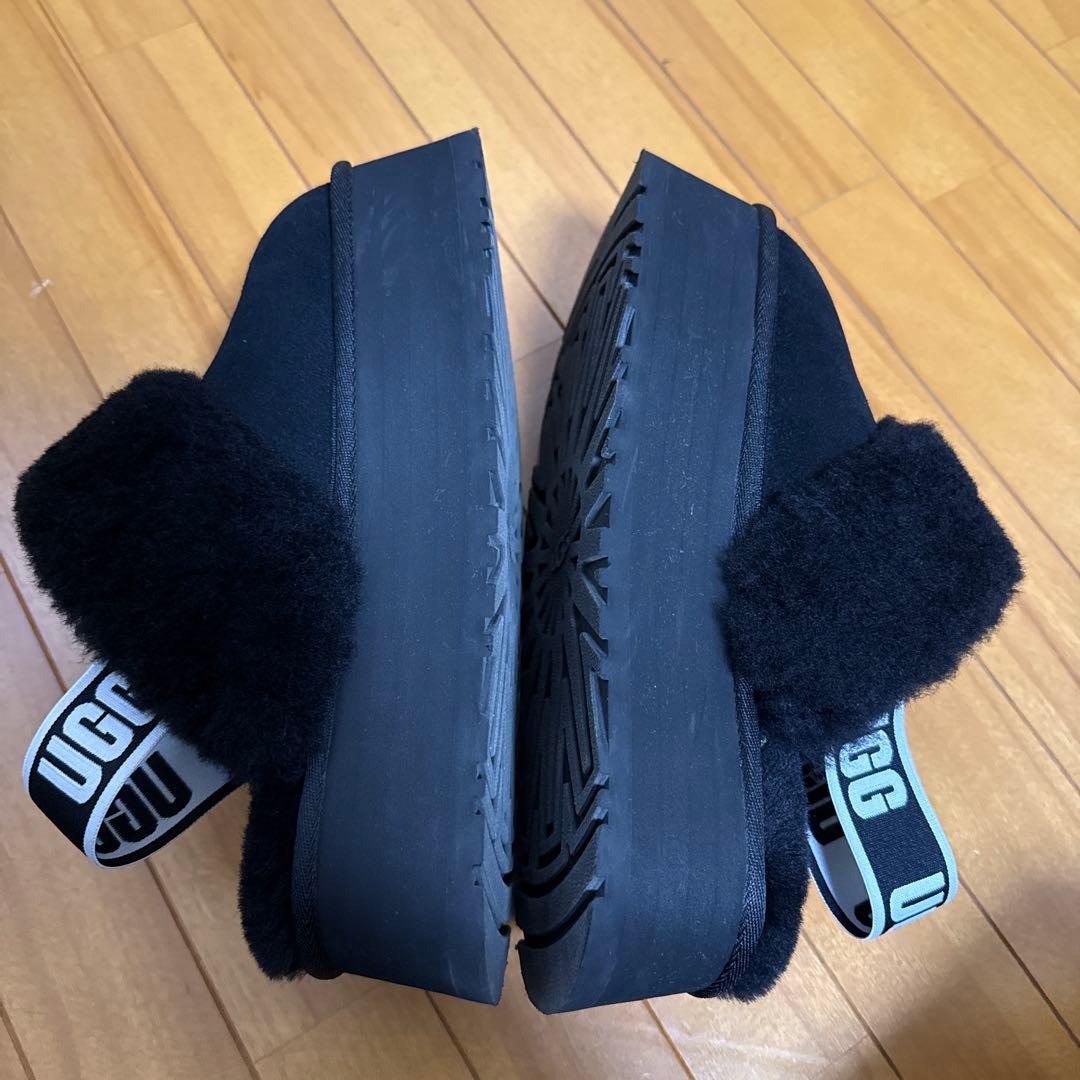 UGG / FUNKETTE 26.0㎝ BLACK