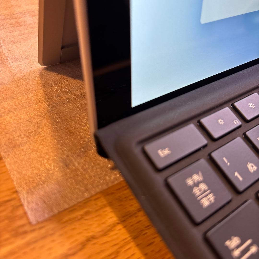 【大幅値下げ】Microsoft Surface Pro 7 256GB 8GB