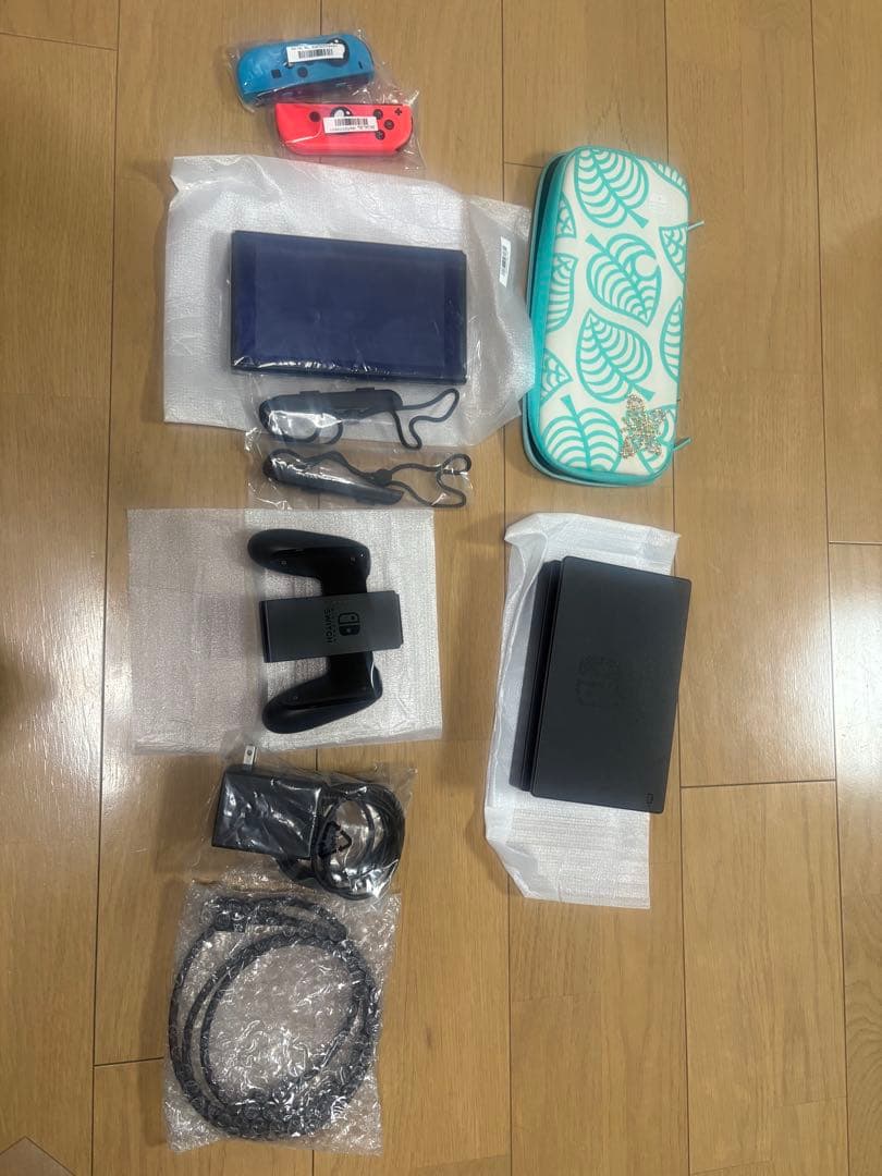 Nintendo Switch ネオンブルー/レッド（付属品完備）+モンハン+α