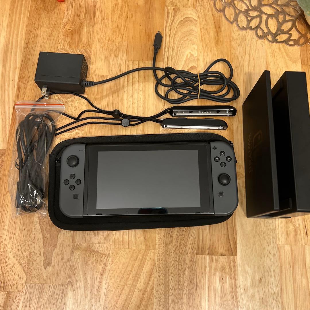 Switch 本体(付属品全品・SDカード64GB・ケース付き)