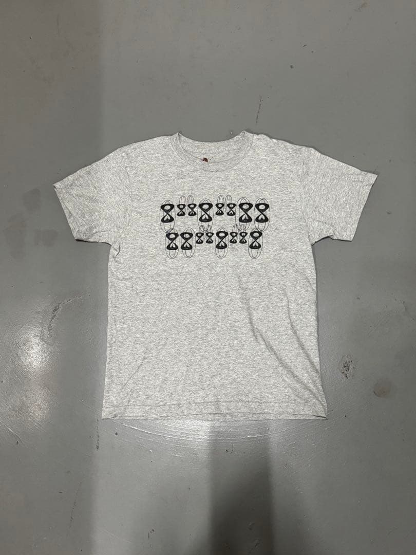 8e greedy サイズM Tシャツ　グレー　完売品　再販なし　希少
