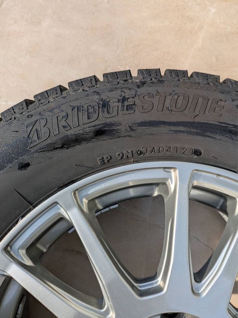 【早い者勝ち‼︎】プリウス他スタッドレスタイヤホイール付195/65/R15 4本