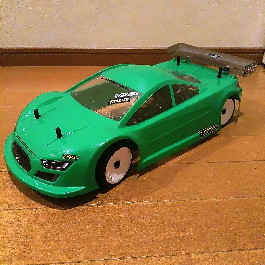 ヨコモ BD8 ハイエンドツーリングカー メカ無し ボディ付き