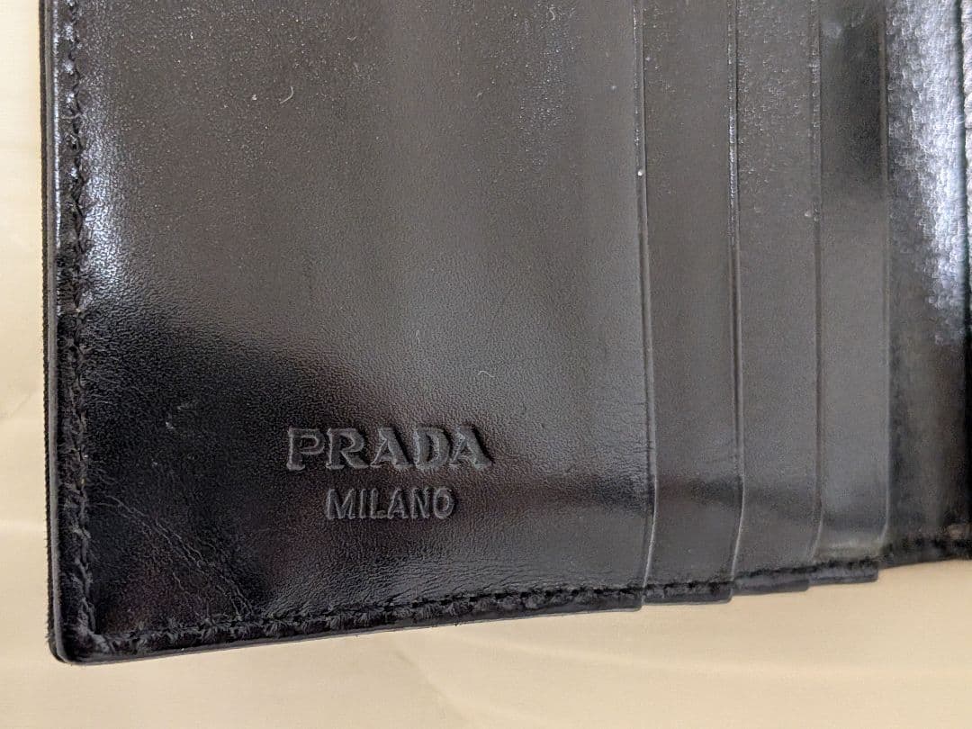 PRADA プラダ ナイロン 二つ折り財布 ブラック