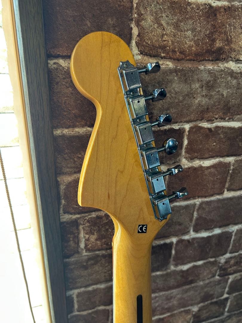 ギター squier jaguar