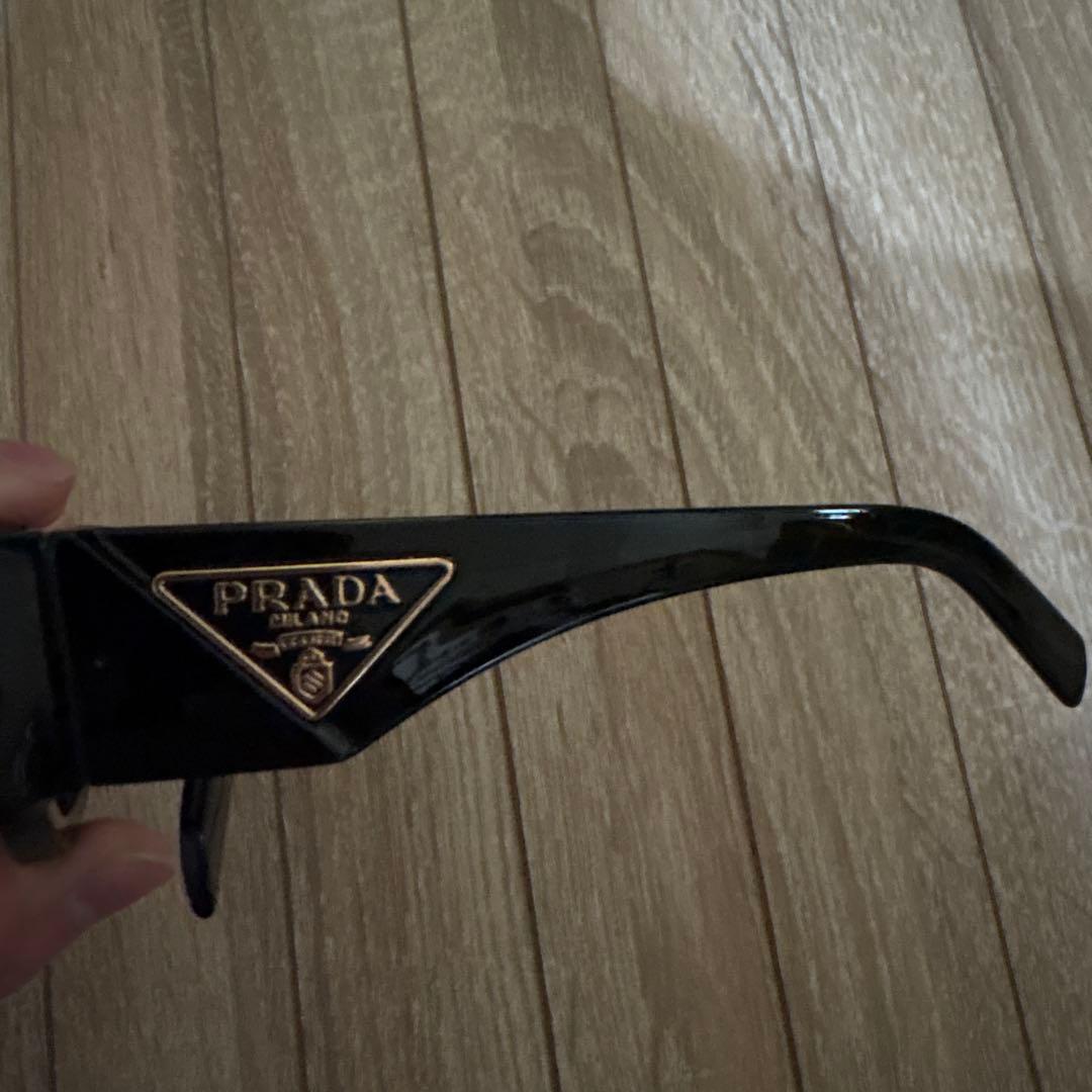 PRADA スクエアサングラス