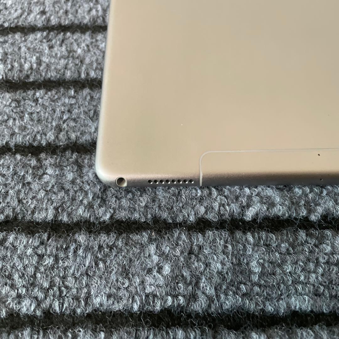 33 iPad Pro 10.5 512GB SIMフリー スペースグレイ