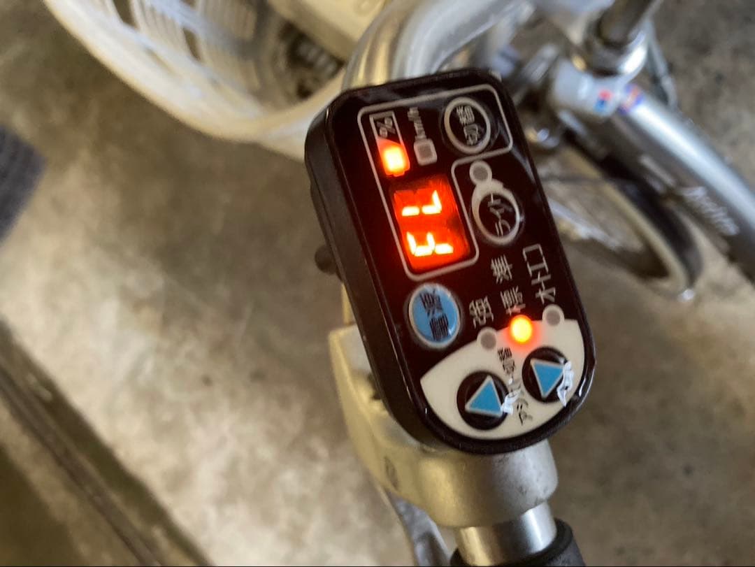 1781 充電器なし