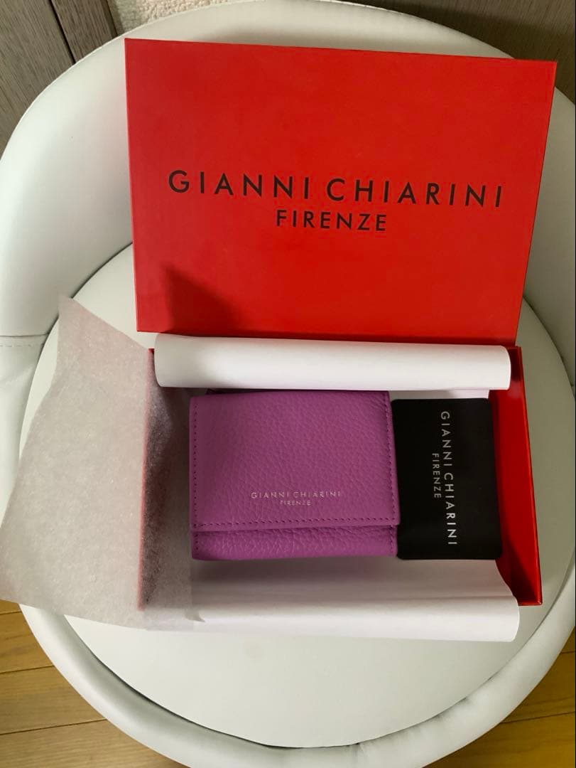 GIANNI CHIARINI VANITY PINK三つ折り財布新品、未使用