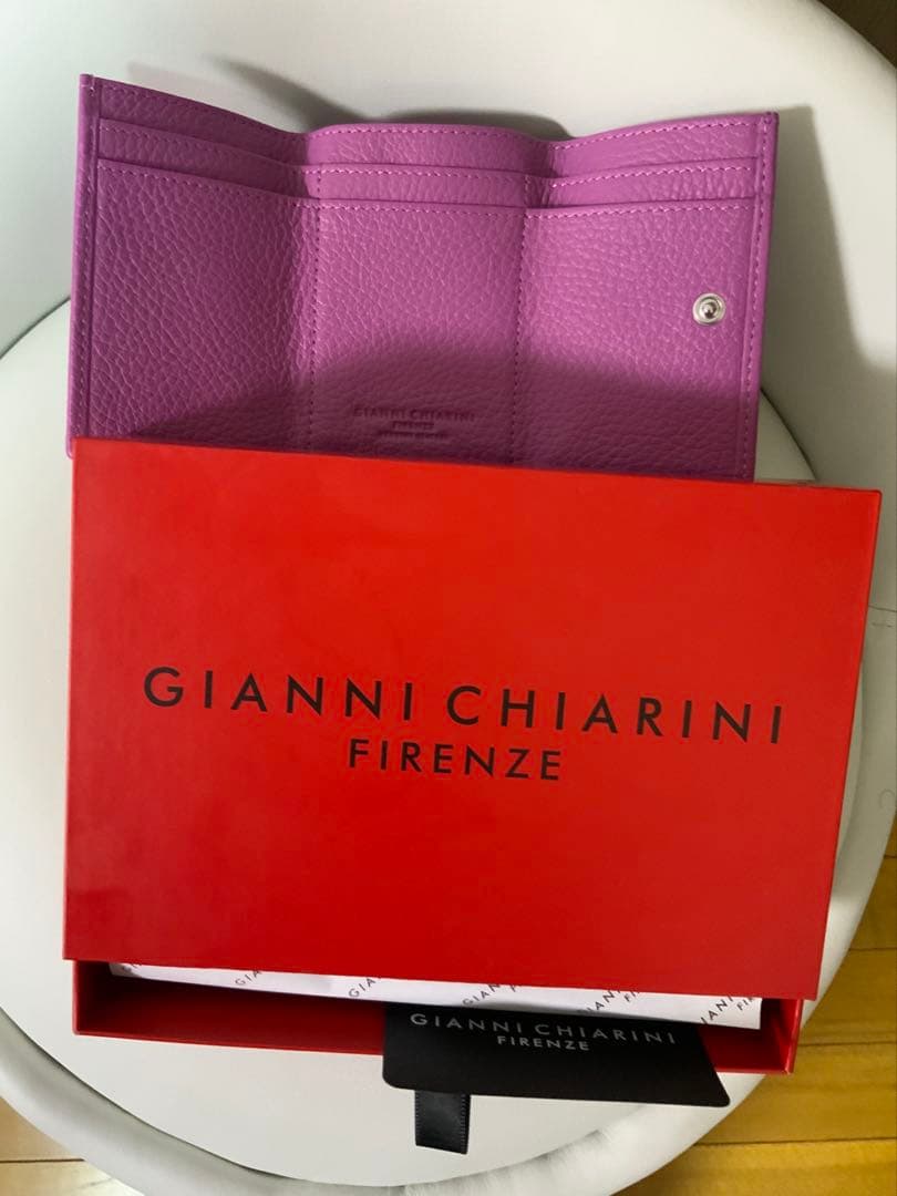 GIANNI CHIARINI VANITY PINK三つ折り財布新品、未使用