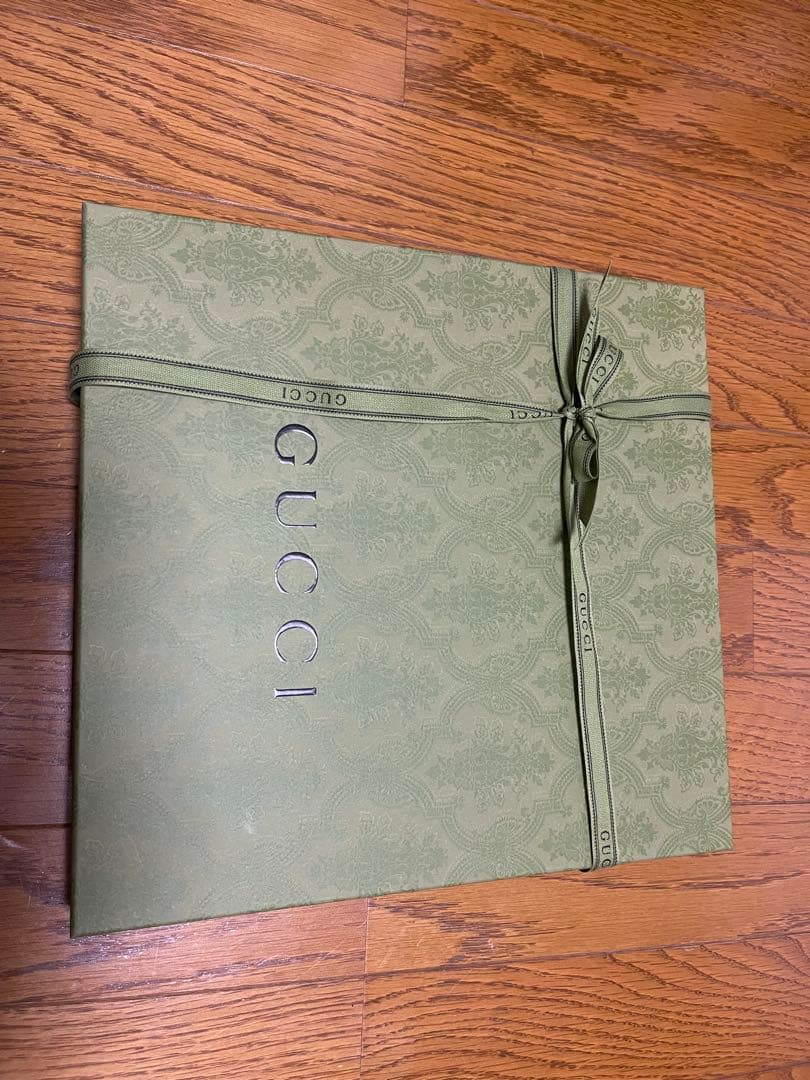 GUCCIレディース半袖Tシャツ