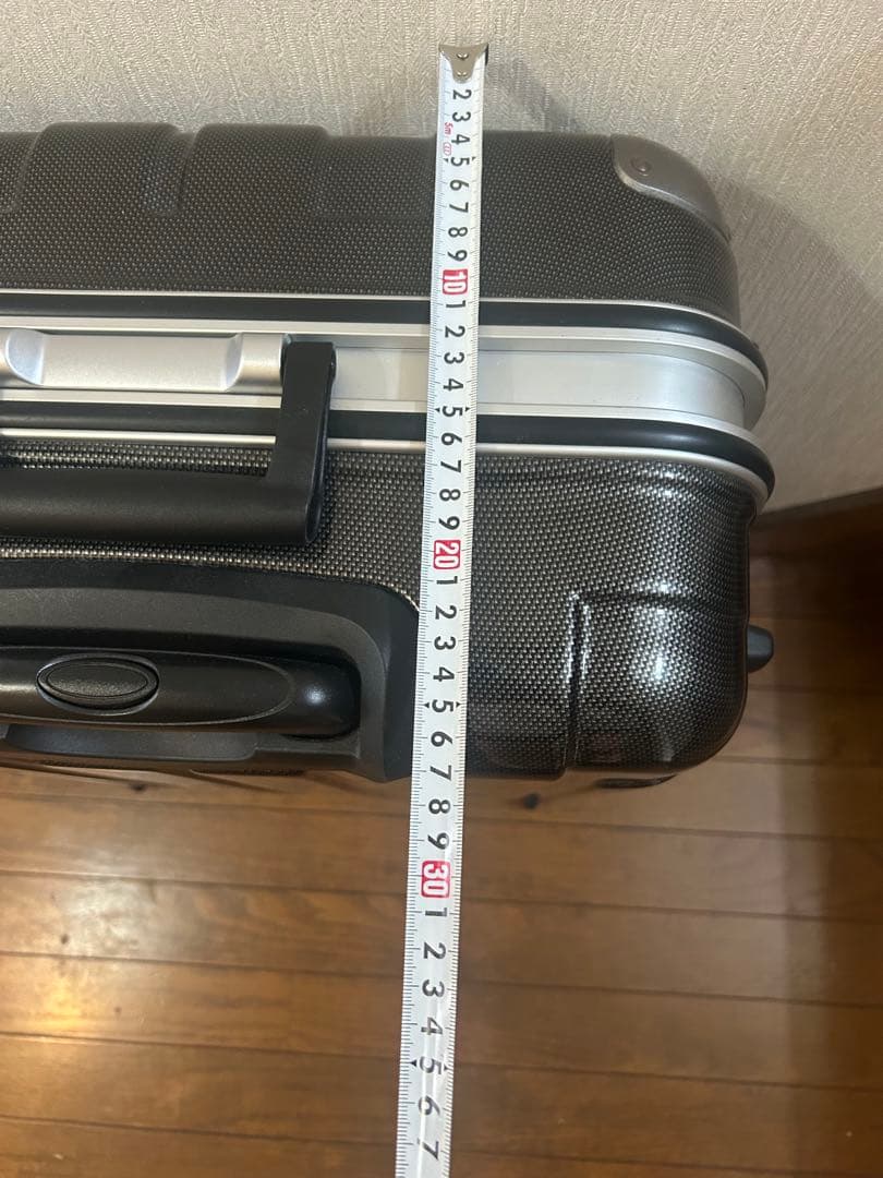 キャリーケース　ブラックブラウン系