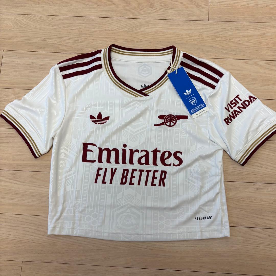 海外限定モデルS⭐️adidas アーセナル ショート丈 ベイビーモンスター着用