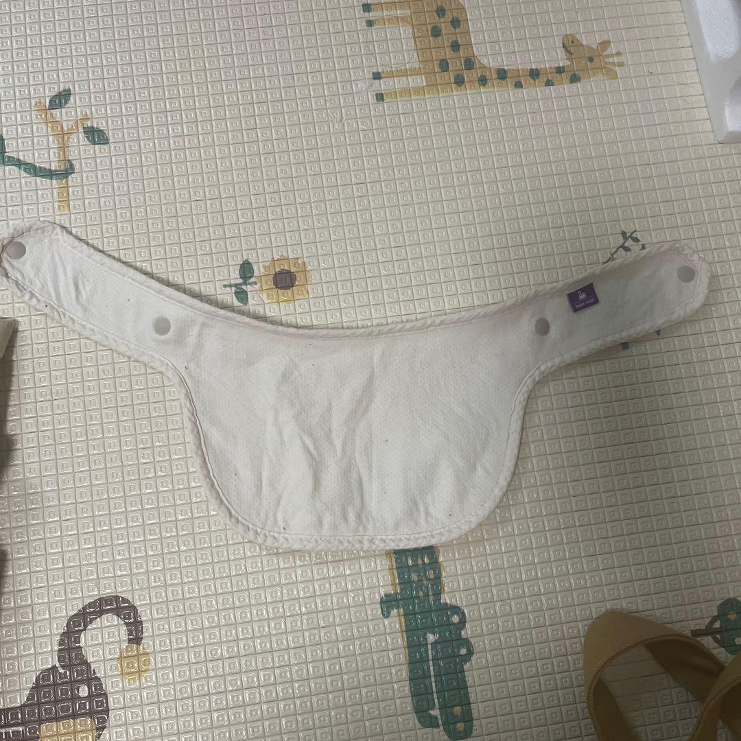 べべスワン抱っこ紐 ベージュ メッシュ