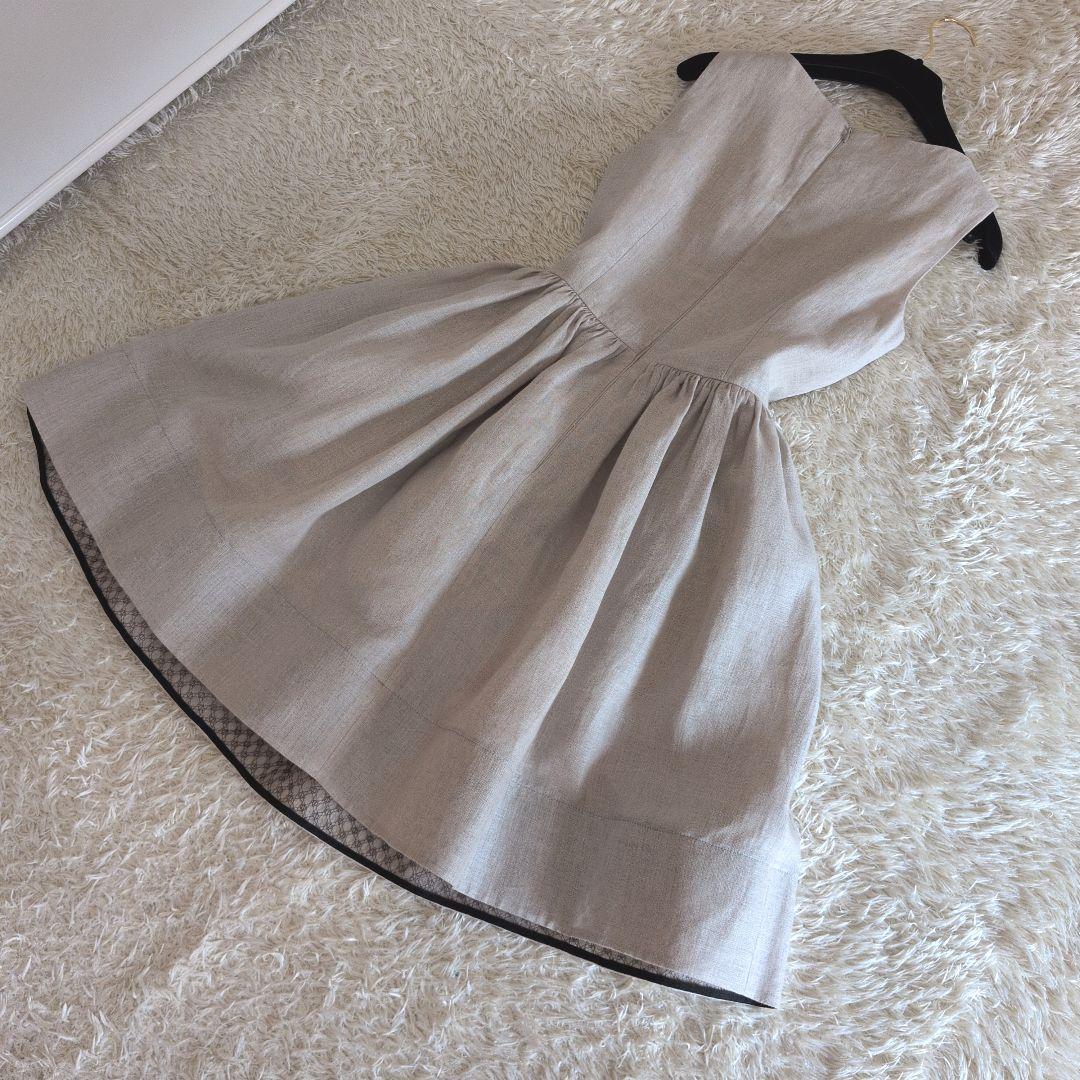 ハンガリー製★RED VALENTINO　ワンピース　リネン　お花モチーフ　40