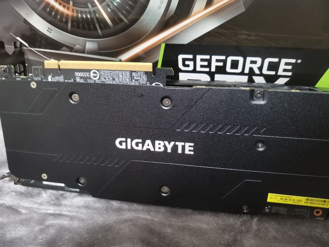 GeForce RTX 2070 8G GIGABYTE 3ファン 非マイニング
