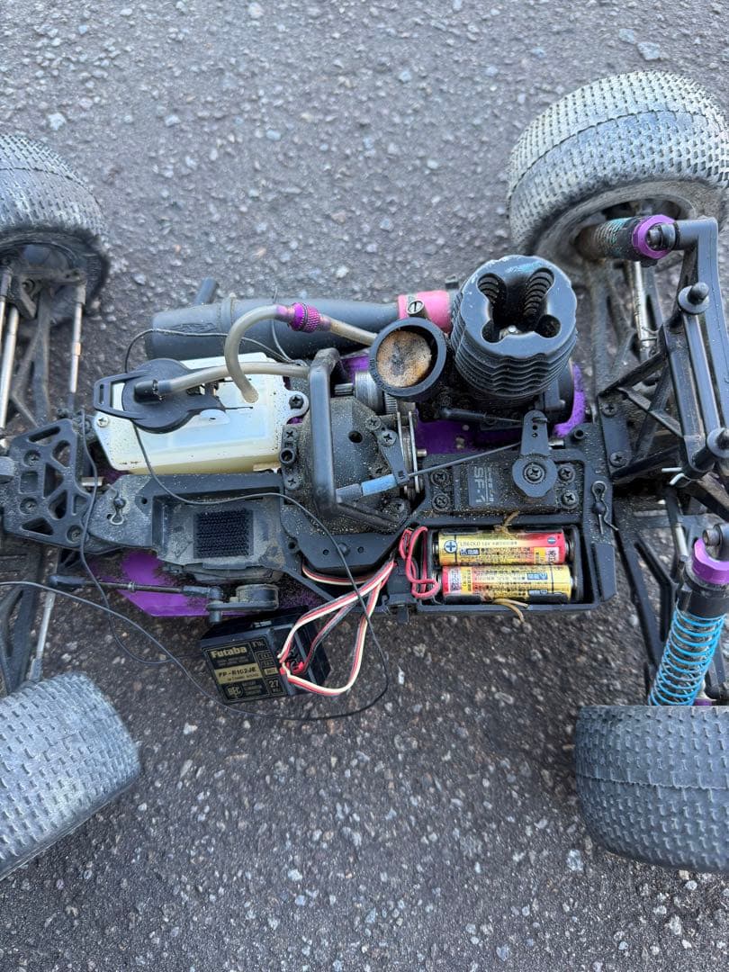 【ジャンク】hpi サベージ　1/8ラジコンエンジンカー