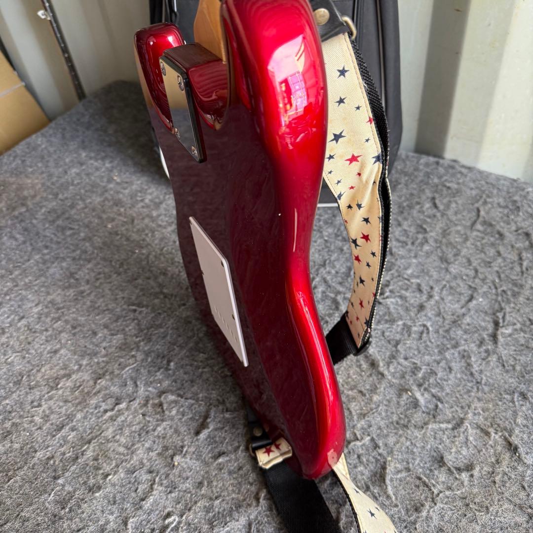 k81激安早い者勝ち✨　mavis メイビス　石橋楽器　ストラト　エレキギター