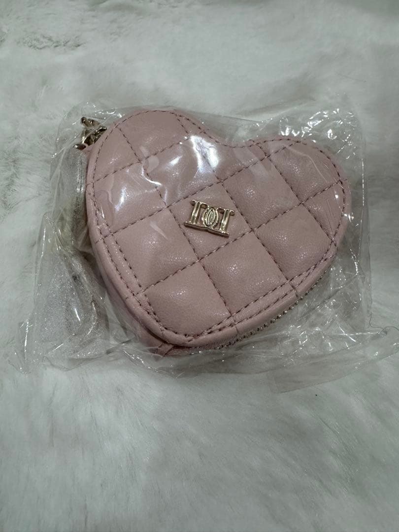 【ＤＩＯＲ❤️ディオール】新品ポーチ、ボディクリーム、パウダー合計６点セット❣️