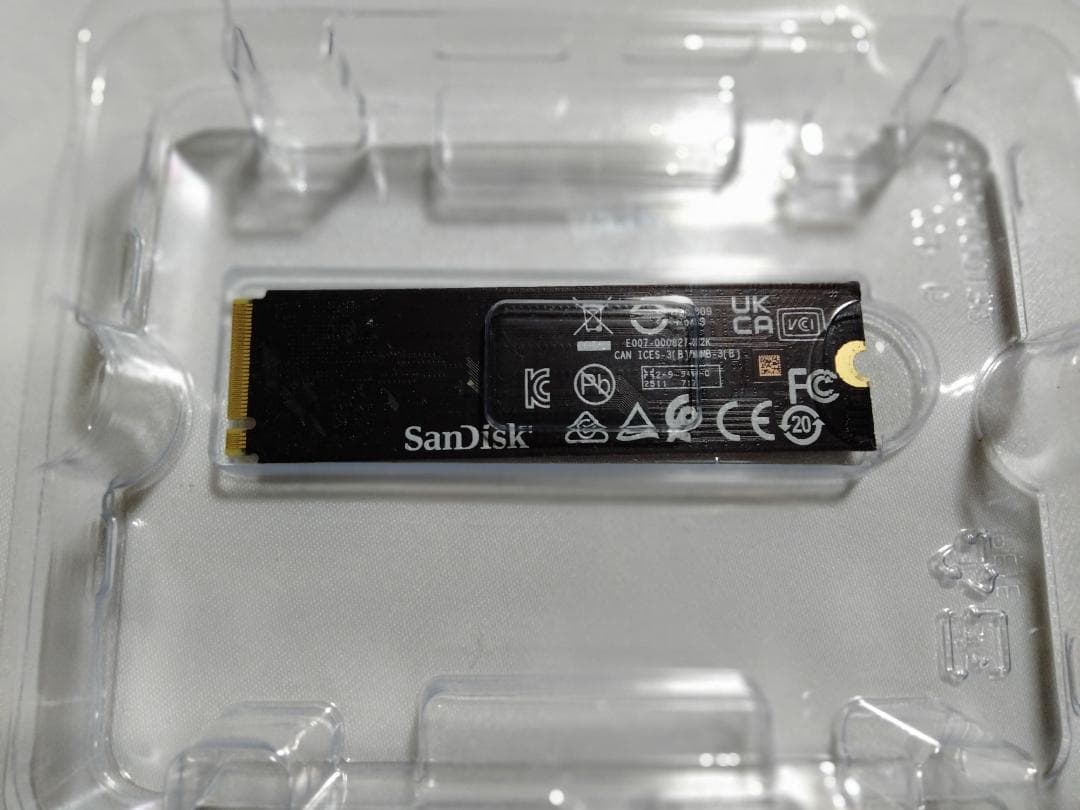 a*i様 ほぼ未使用品　SSD 1TB WD Black SN7100