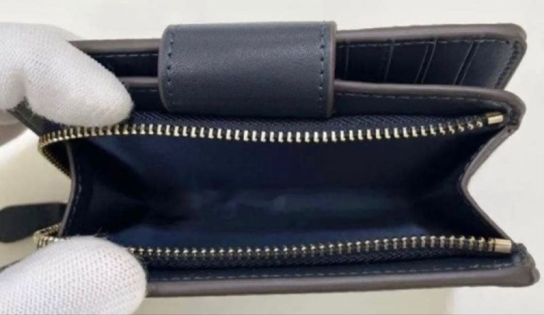 COACH チェリー柄 二つ折り財布　CZ342