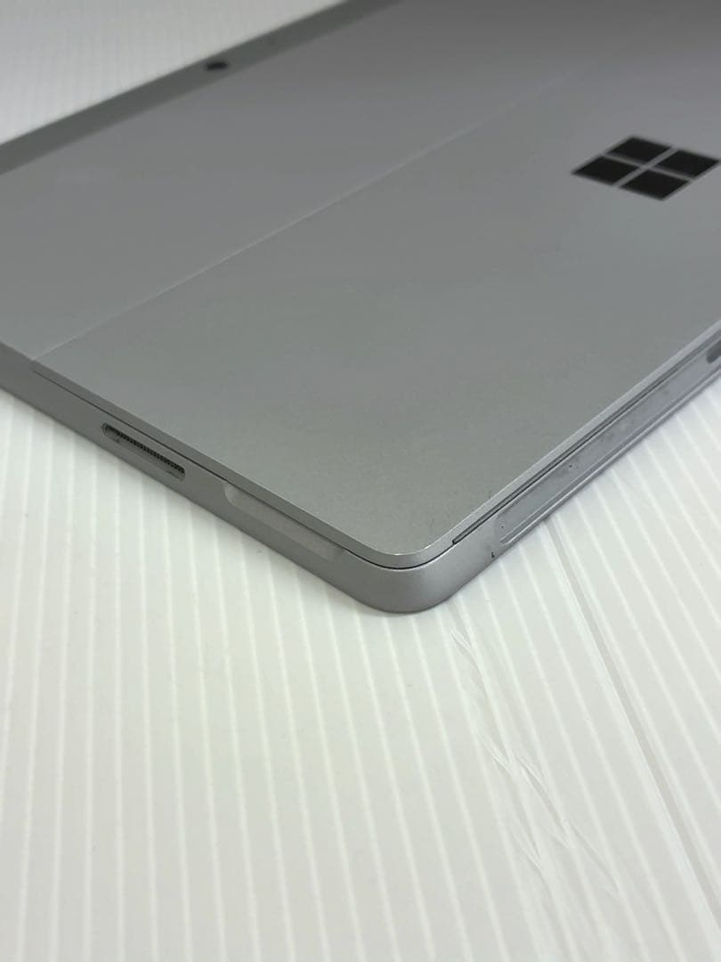 Surface Go2 4GB64GB 本体のみ　Microsoft