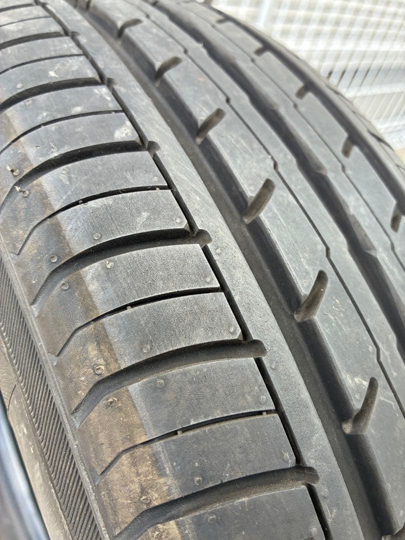 送料込み185/60r15YOKOHAMA ブルーアース25年製造4本セット