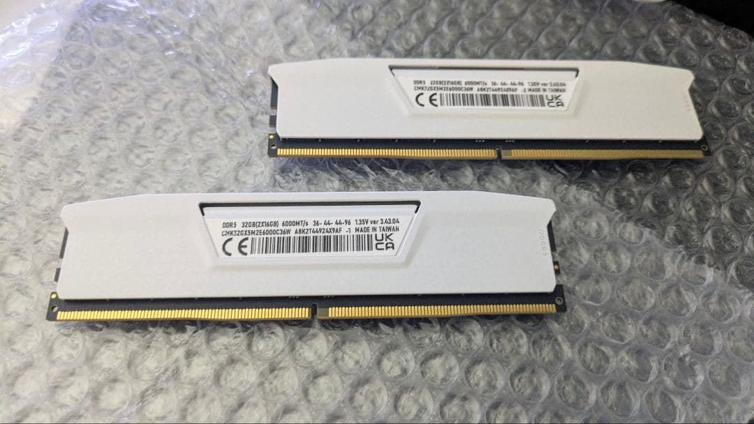 Corsair Vengeance DDR5 メモリー ホワイト 16gb ×2