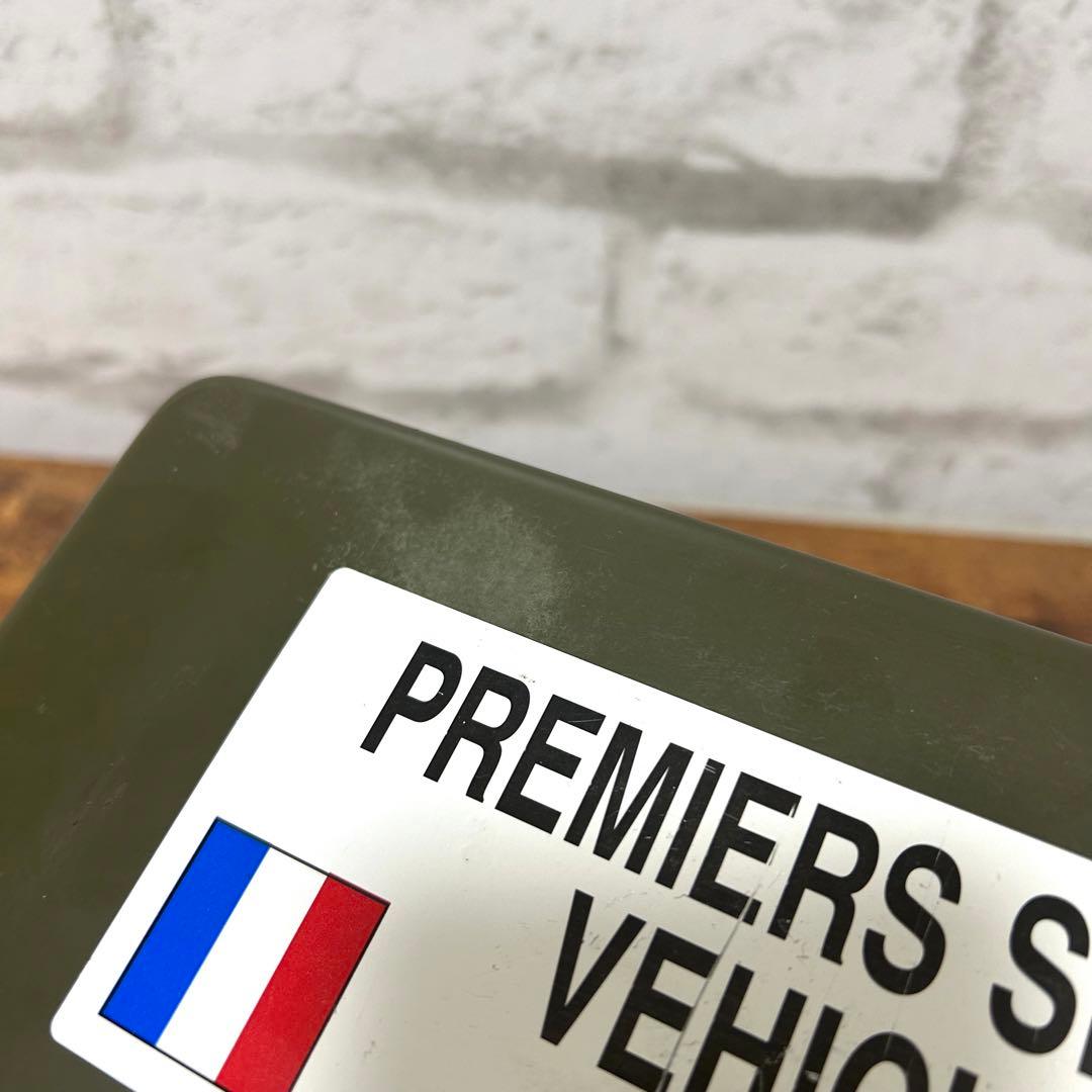 現地購入 フランス軍のFirst Aid l Box メディカルボックス
