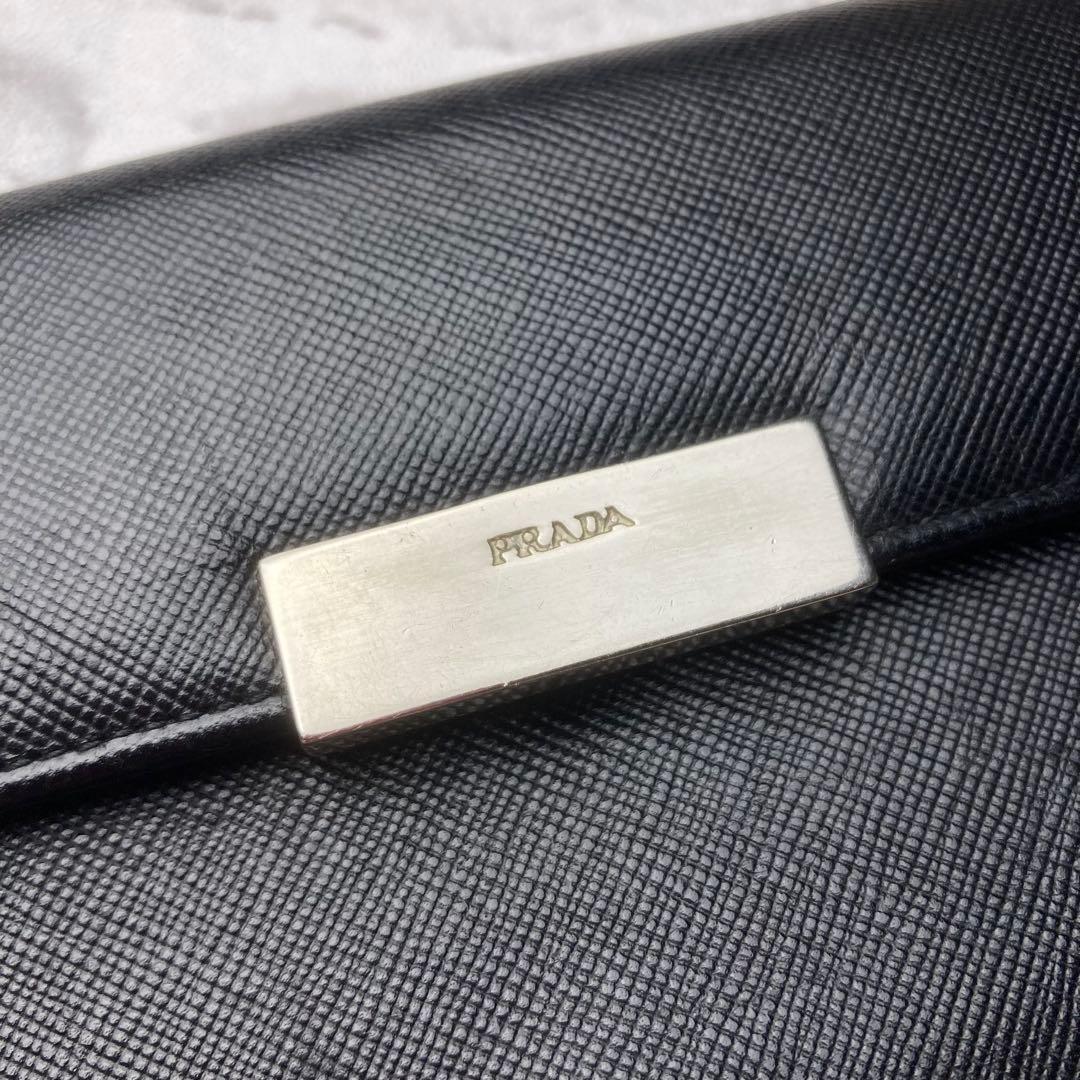 PRADA　プラダ☆財布　ブラック　サフィアーノ　シルバープレート　三つ折り財布