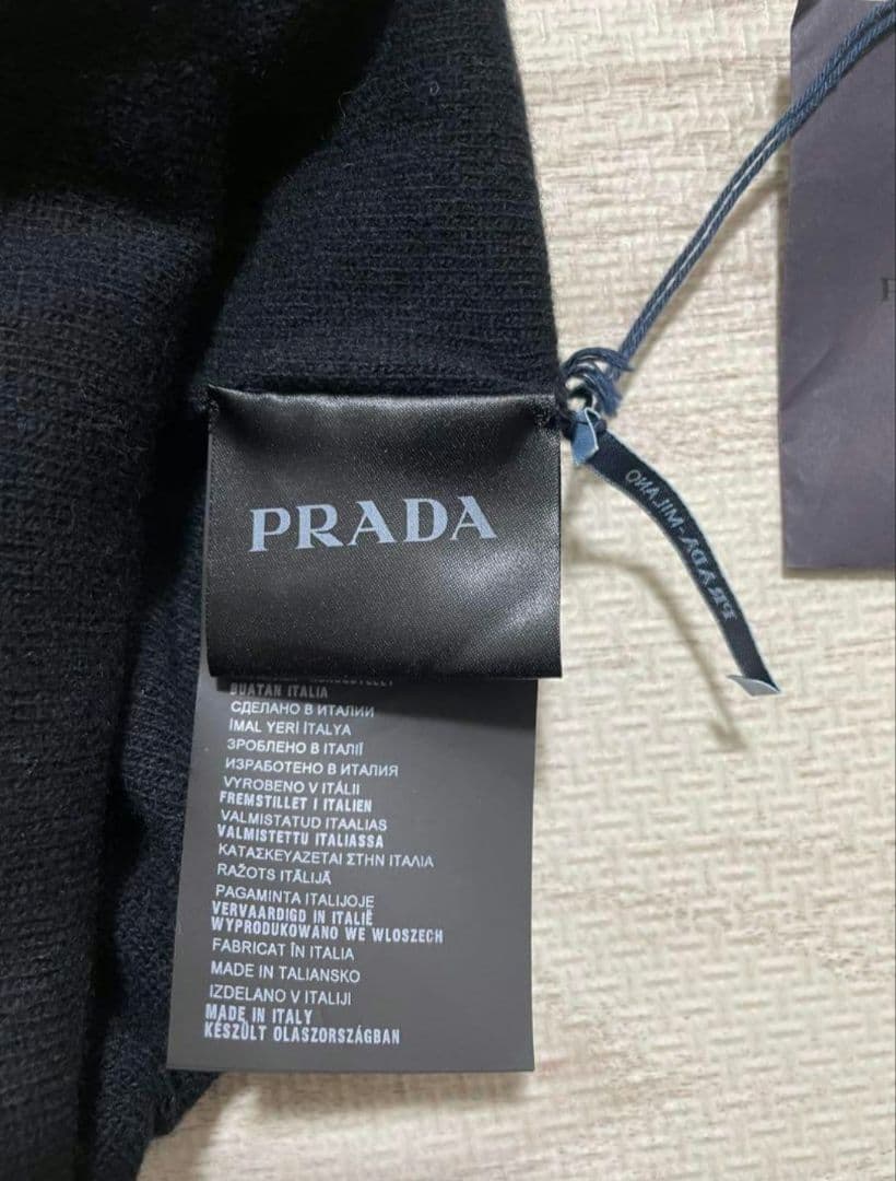 も*お様 PRADA 黒 ニット帽