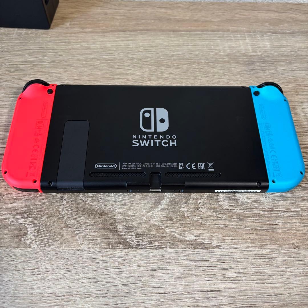 初代 Nintendo Switch 赤青/ 携帯ポーチ付き