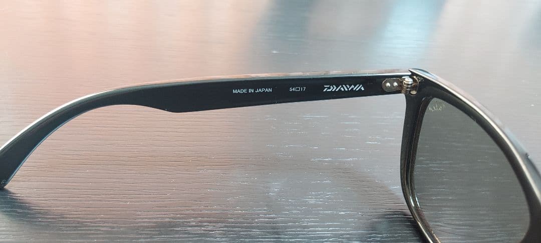 DAIWA TLX-017 偏光サングラス タレックスレンズ