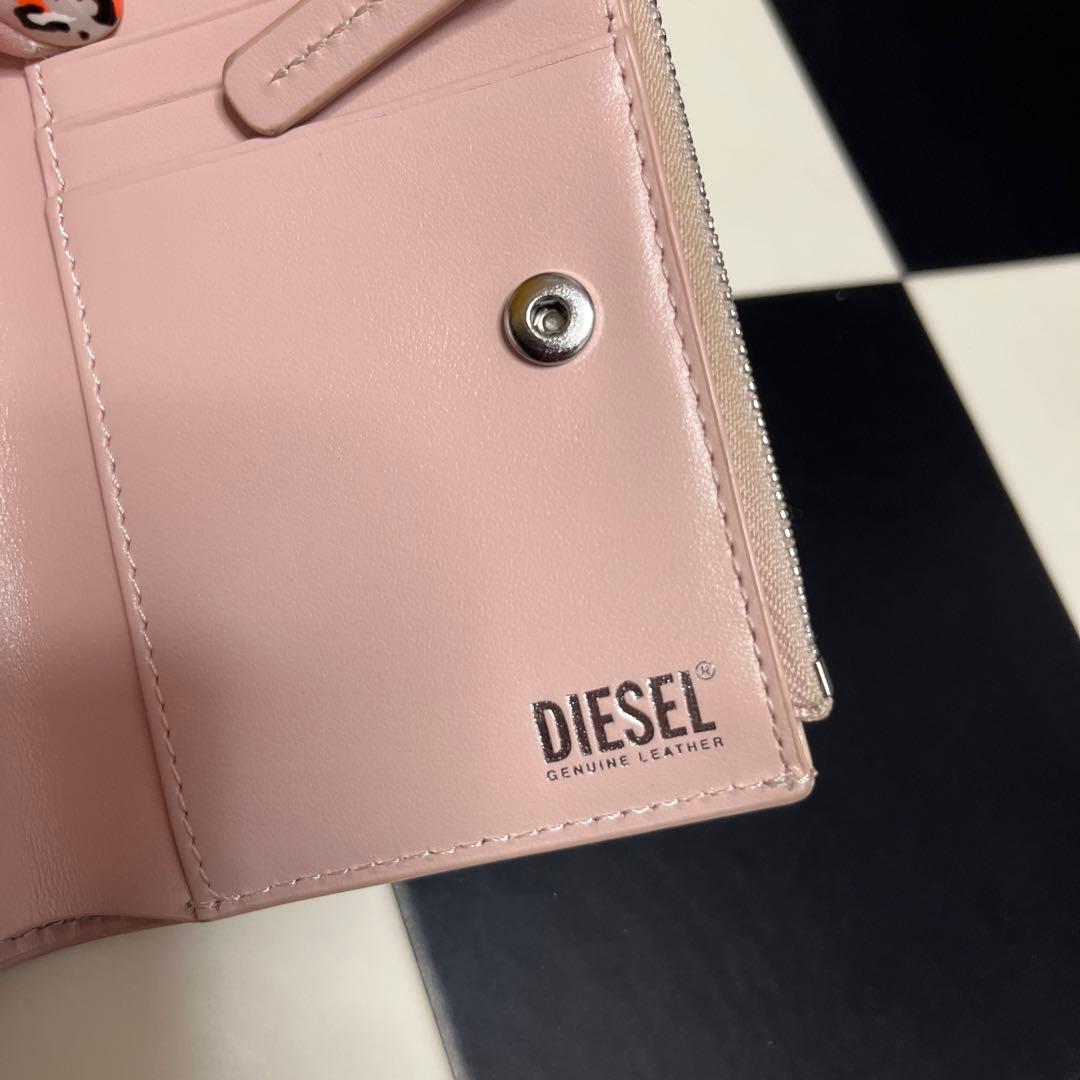 満*☆様 DIESEL オーバルD 二つ折り財布 ピンク　美品